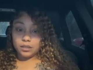 laylared webcam model stream image