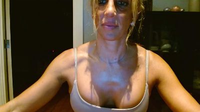 cari_guerrera webcam cam4 model stream image