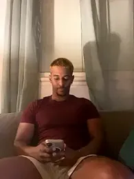 Axel_black10 webcam stripchat model stream image