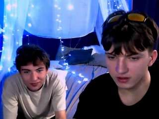 travis-wolf webcam model stream image