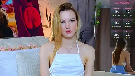 YungTessa webcam model stream image