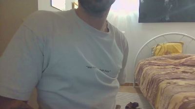 YoungLatinoBoy webcam model stream image