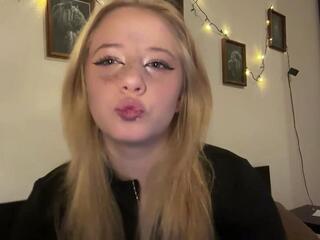 Debera Winburn webcam flirt4free model stream image