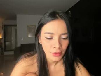 nicolemanson webcam model stream image