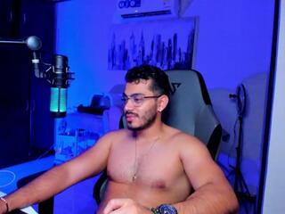 Bruno Oconer webcam model stream image