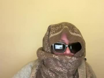 thepyngwieee webcam model stream image