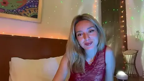 SirenaBelle webcam model stream image