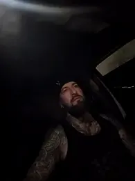 Beardedtattood webcam stripchat model stream image