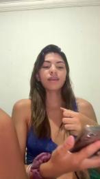 Lyviaa_ webcam model stream image