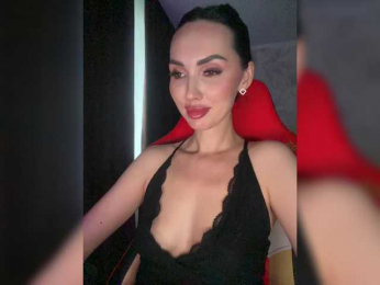 AnnaBlackFlame webcam model stream image