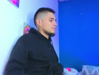 holy_taby_ webcam model stream image