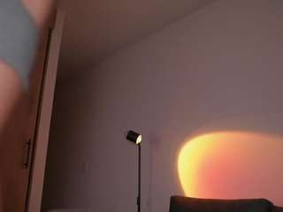 gigilee webcam model stream image