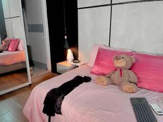 Victoria Sstone webcam model stream image