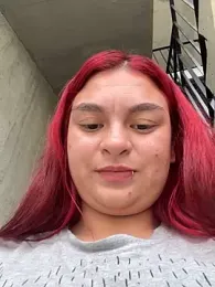 MiaLujan_ webcam model stream image