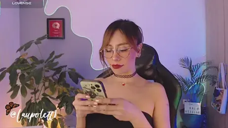 LauPolett webcam model stream image