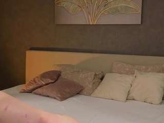 molly-rouge webcam model stream image