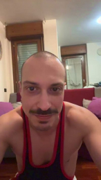 Bottomslut899 webcam model stream image