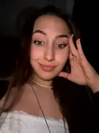 ICrazyOneIRL webcam model stream image