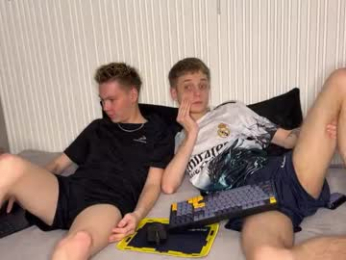 sky_hunter webcam model stream image