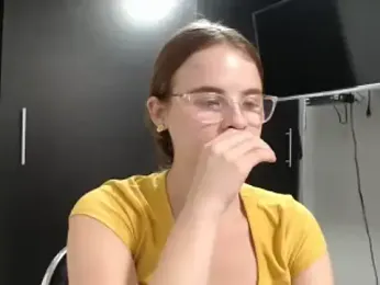 HellenMiyer1111 webcam model stream image