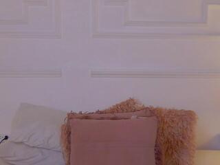 Charlotte Dilucca webcam flirt4free model stream image