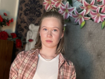 RebekaLiw webcam model stream image