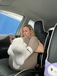 LavenderHot webcam model stream image