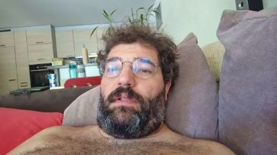 migou_VS webcam model stream image