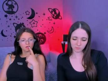 caroline_honeyy webcam model stream image