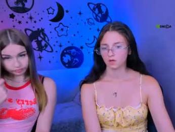 caroline_honeyy webcam chaturbate model stream image