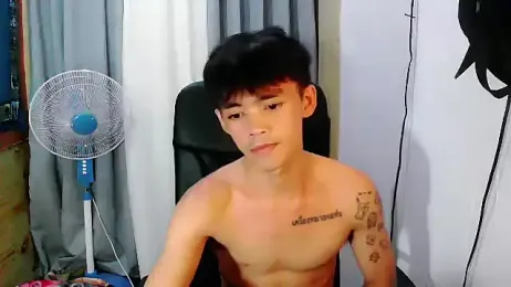 urhunky_boy webcam model stream image