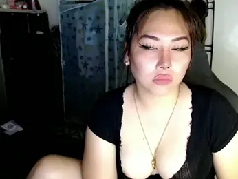 urqueendominant webcam model stream image