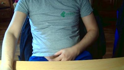 YoUnGbOy2018 webcam model stream image