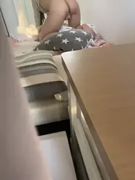 POCARI_SWEAT webcam model stream image