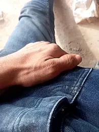 Kurtsikici@xh webcam model stream image