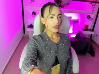 harper_woods webcam model stream image