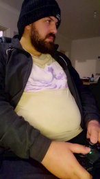 Uhgjvv webcam cam4 model stream image