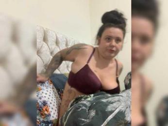 Charsworld12 webcam model stream image
