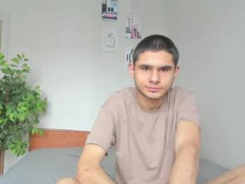 kelly_gerzikaaa webcam model stream image