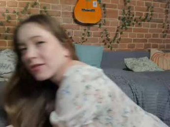 yami_yami_yami webcam model stream image