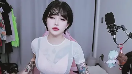 MISA_02 webcam model stream image