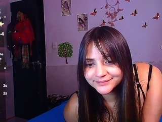 emily-cooper-a webcam model stream image