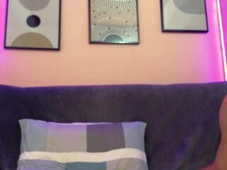 Esmeralda Smith webcam model stream image