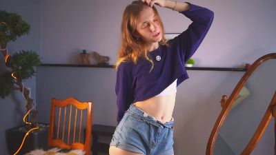 AuraRazavi webcam cam4 model stream image