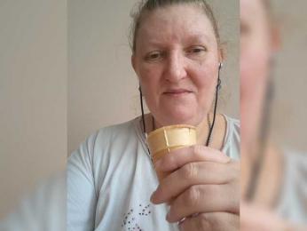 Monroqueen webcam model stream image