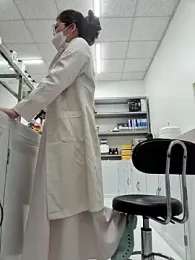 HinaLovely webcam model stream image