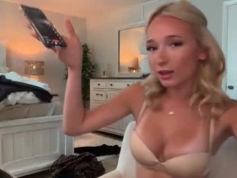 roxyrain2736 webcam chaturbate model stream image