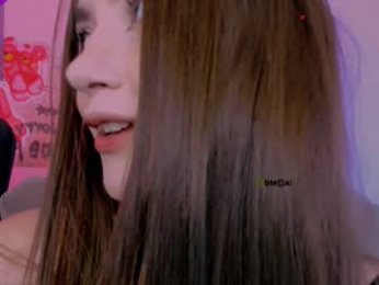 kimi_glow webcam model stream image