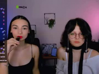 kimi_glow webcam model stream image