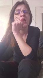 Rachoou webcam model stream image